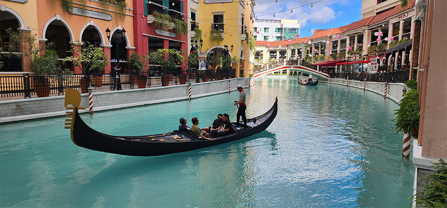Venice Grand Canal, un centre commercial spectaculaire sur le modèle de Venise